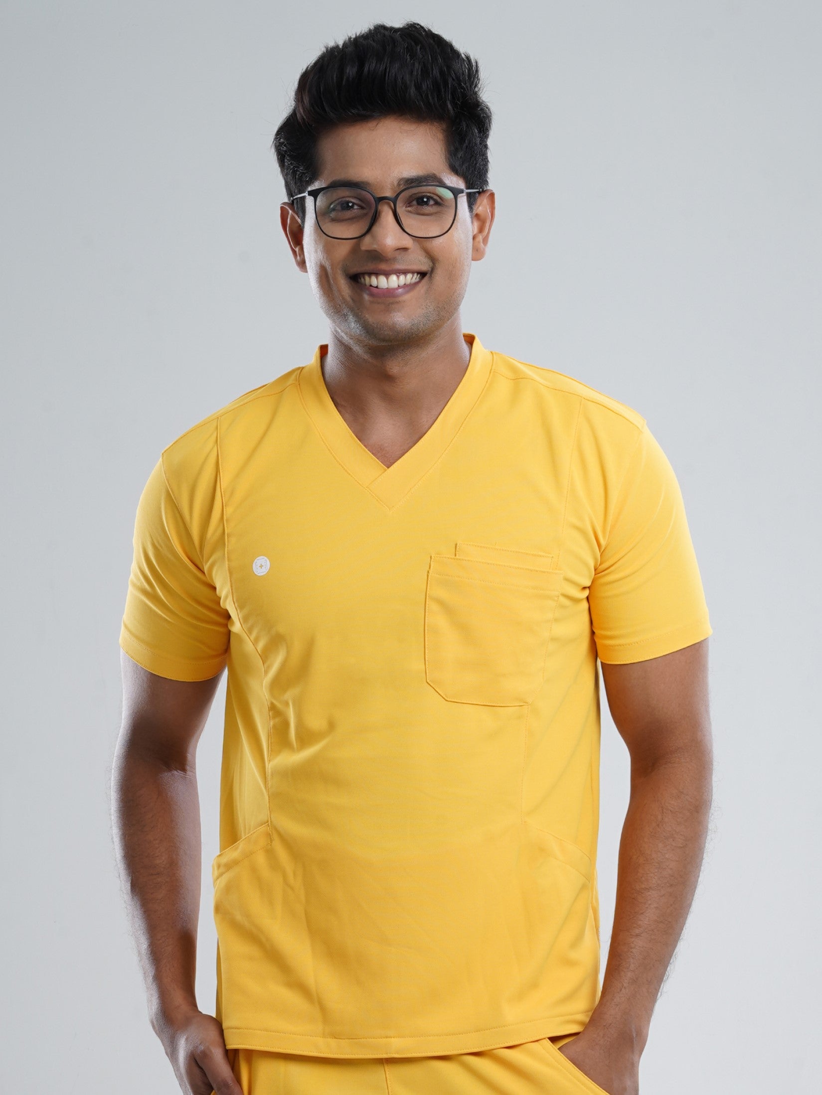 YEL LOVE V Neck Male Top MKZ231T