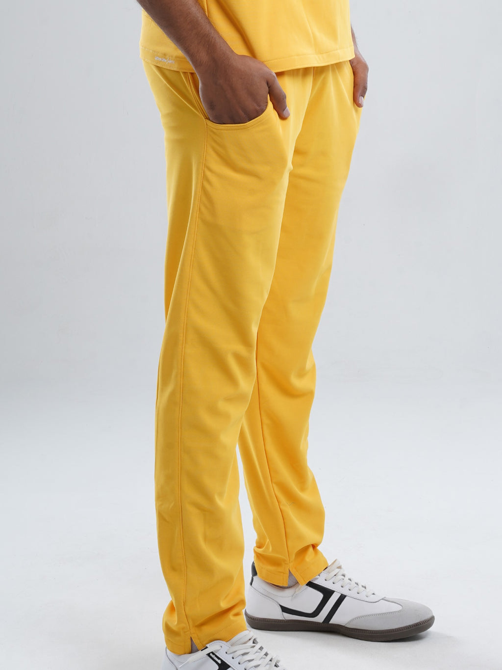 YEL LOVE Straight Pant MKZ231SP