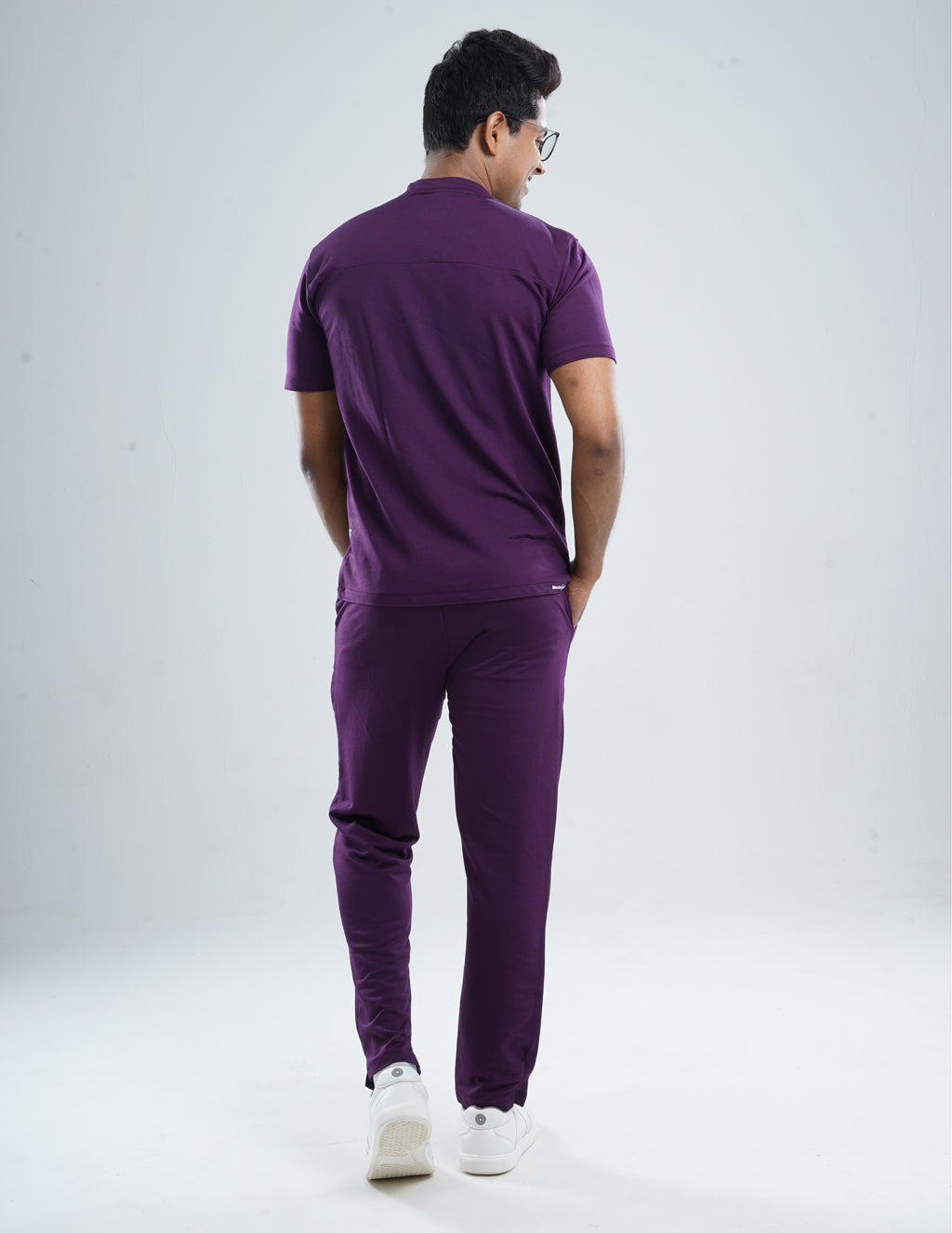 MERLOT WINE  V Neck / Straight Pant / 2 way Stretch (MaleFullset) MKZ143