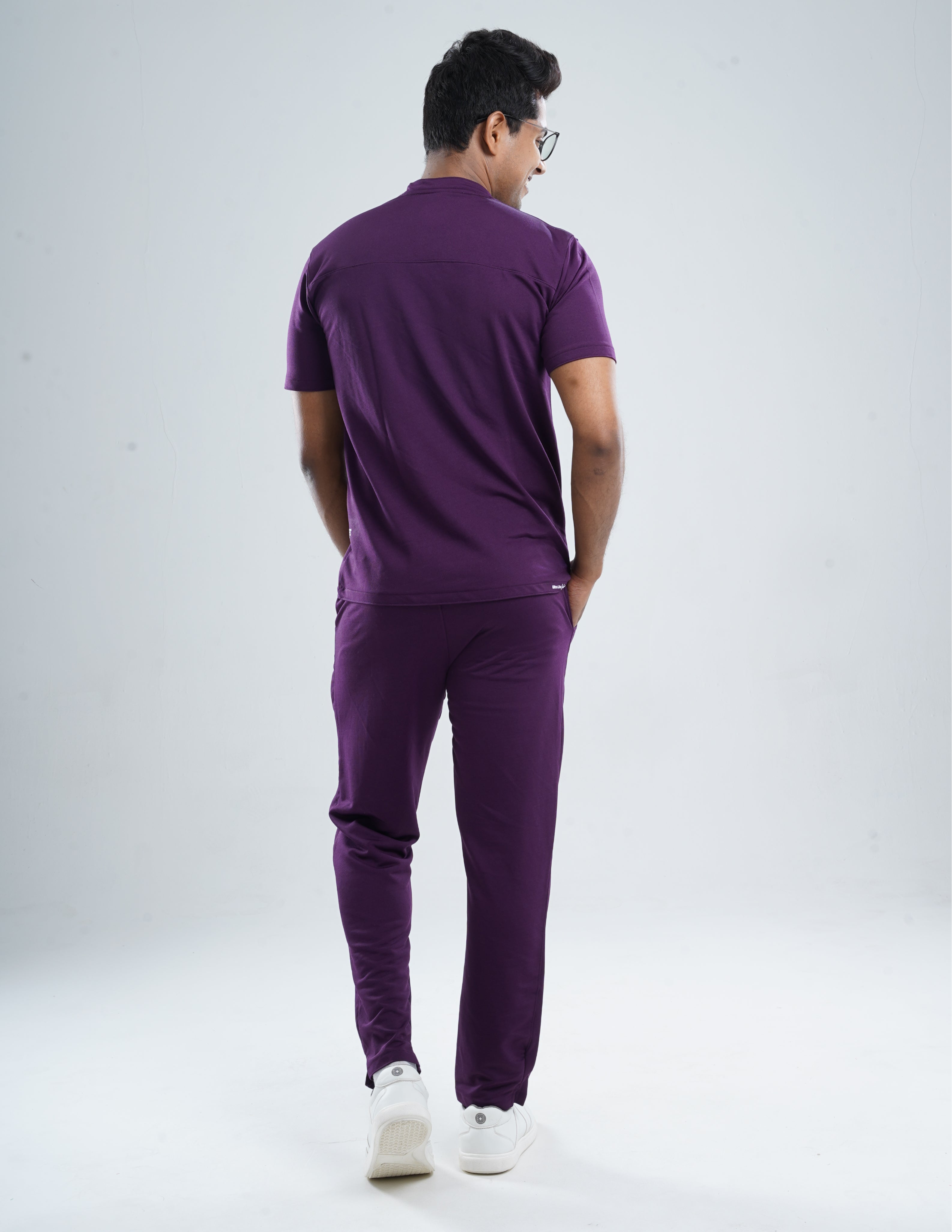 MERLOT WINE  V Neck / Straight Pant / 2 way Stretch (MaleFullset) MKZ143