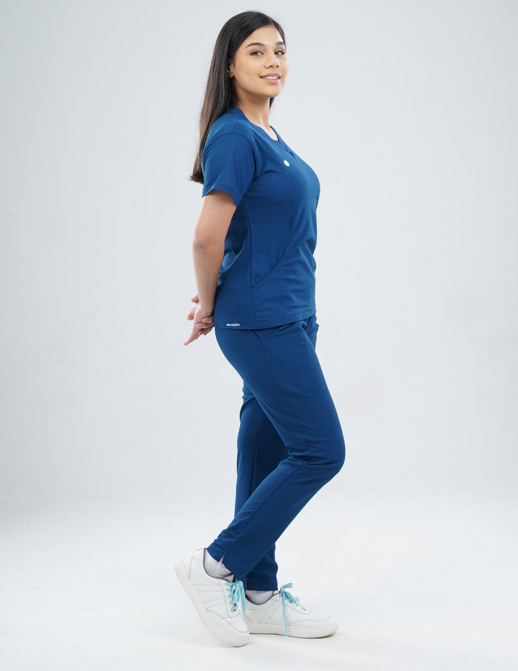 COSMIC BLUE  V Neck / Straight Pant / 2 way Stretch (FemaleFullset) MKZ56