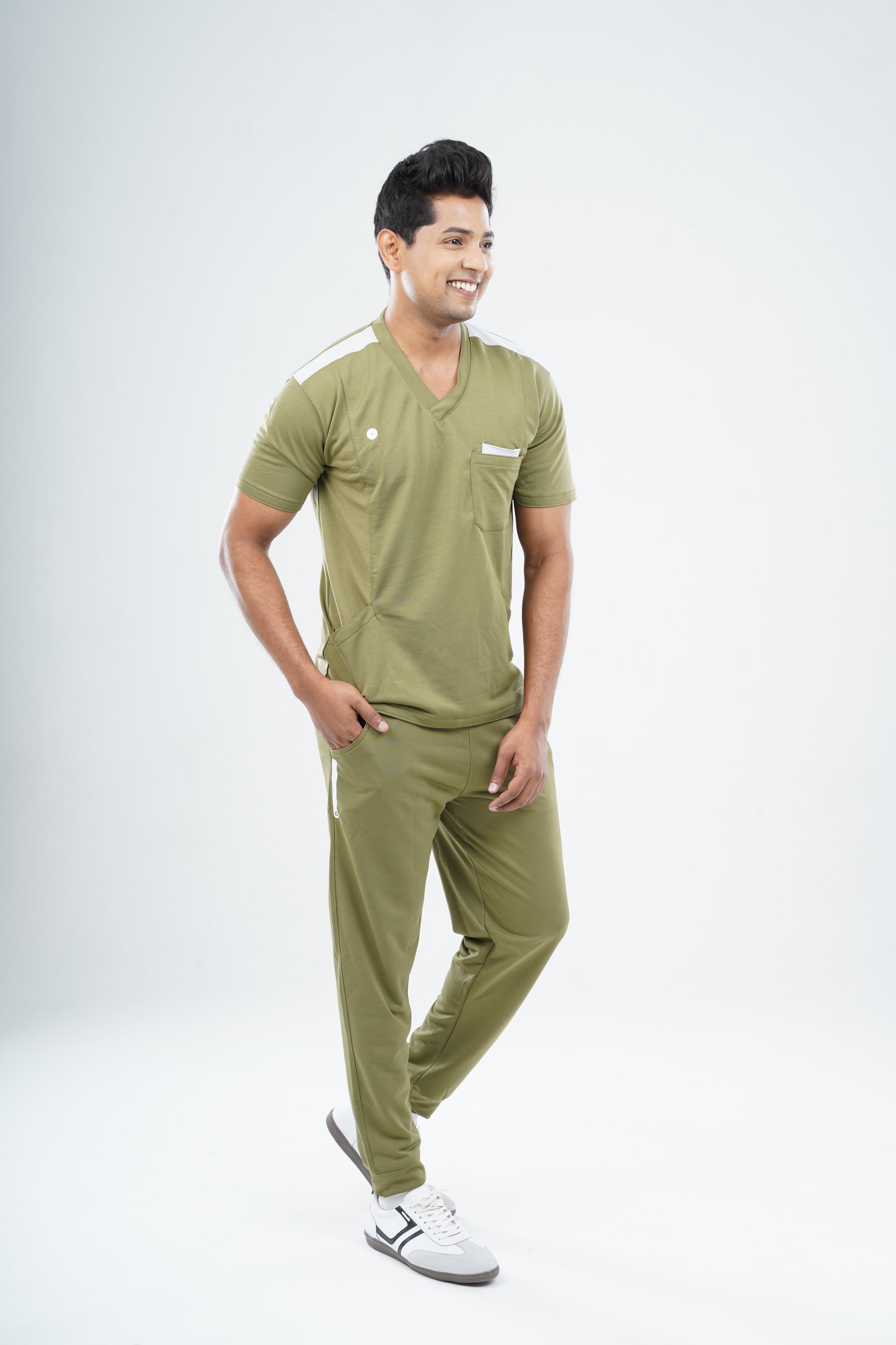 FERIL OLIVE - LIMITED EDITION V Neck / Jogger Pant / 2 way Stretch (MaleFullset) MKZ176