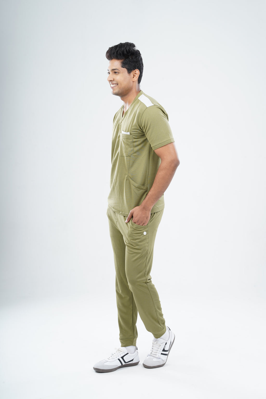 FERIL OLIVE - LIMITED EDITION V Neck / Jogger Pant / 2 way Stretch (MaleFullset) MKZ176